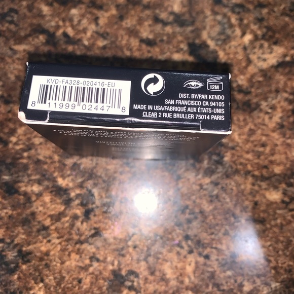 Kat Von D Eyeshadow (Metal Crush: Thunderstruck) - Picture 5 of 5